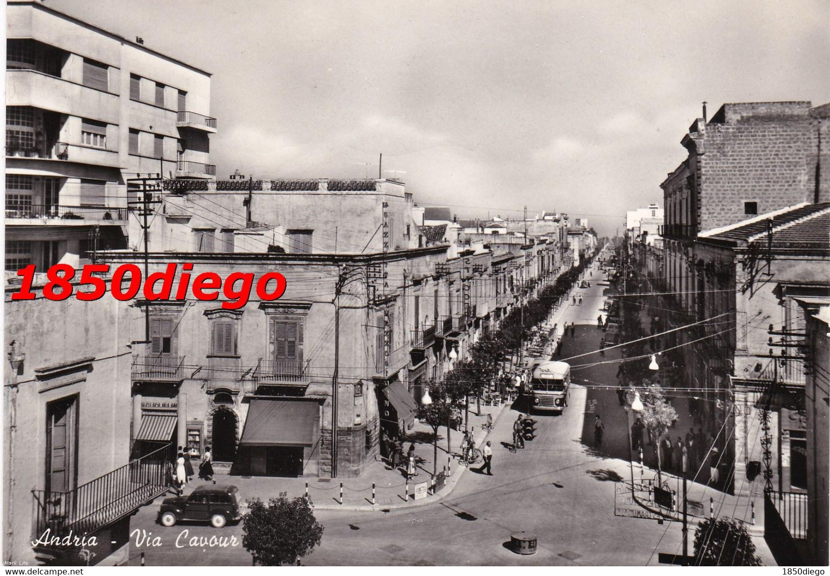 ANDRIA - VIA CAVOUR F/GRANDE VIAGGIATA 1957 ANIMAZIONE - Andria