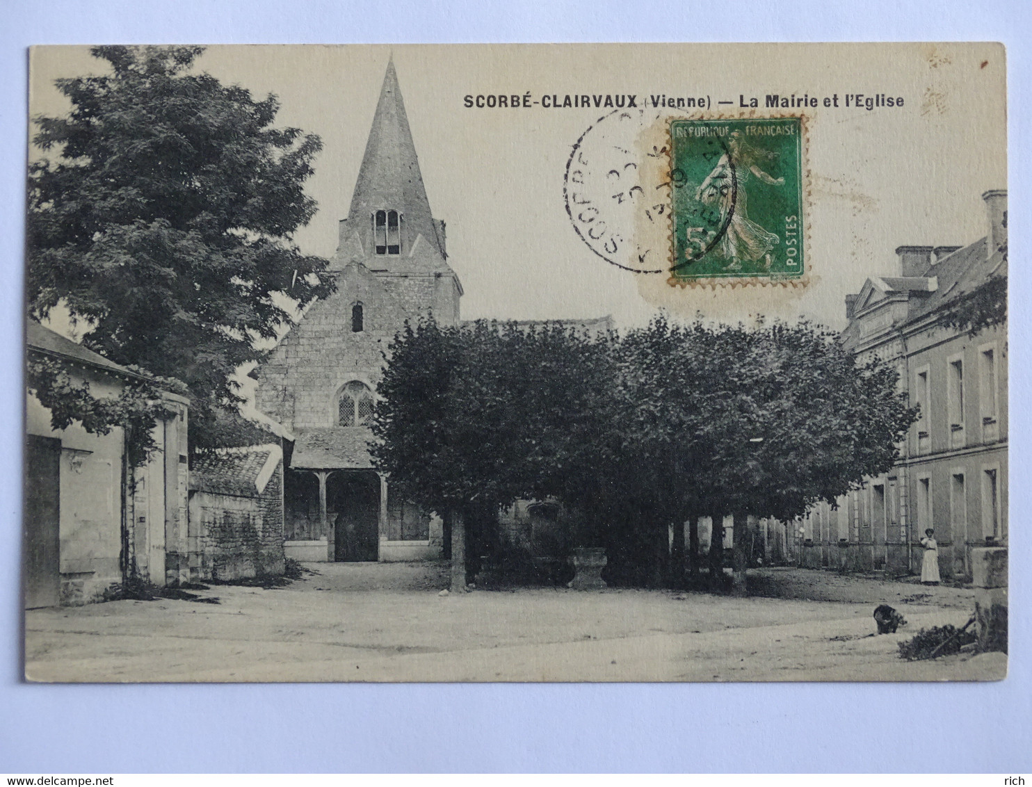 CPA 86 VIENNE - Scorbé Clairvaux - La Mairie Et L'église - Scorbe Clairvaux