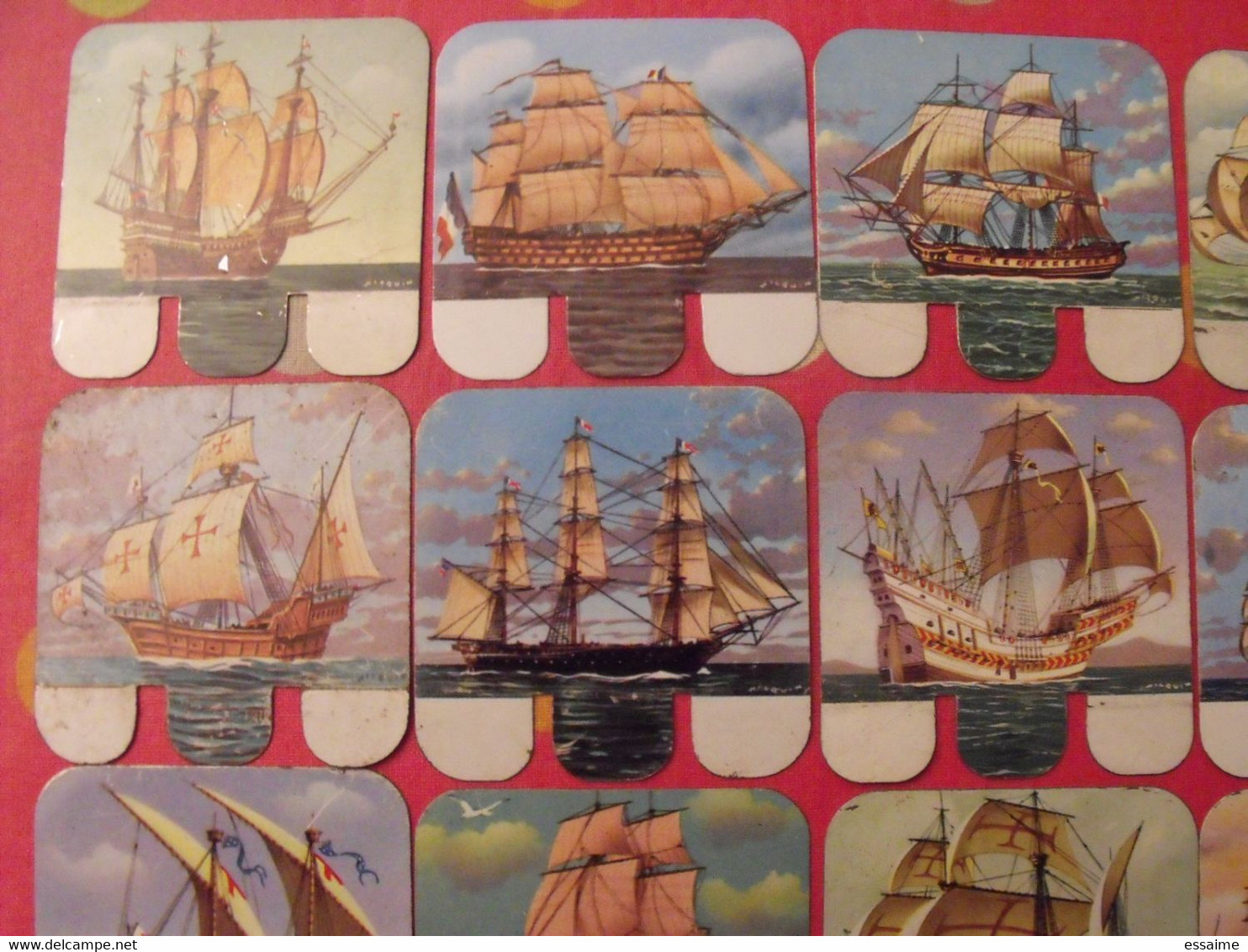 Lot De 16 Plaquettes Bateaux Voiliers. Huilor Samo Dulcine. Collection Complète. Lot 21 - Plaques En Tôle (après 1960)