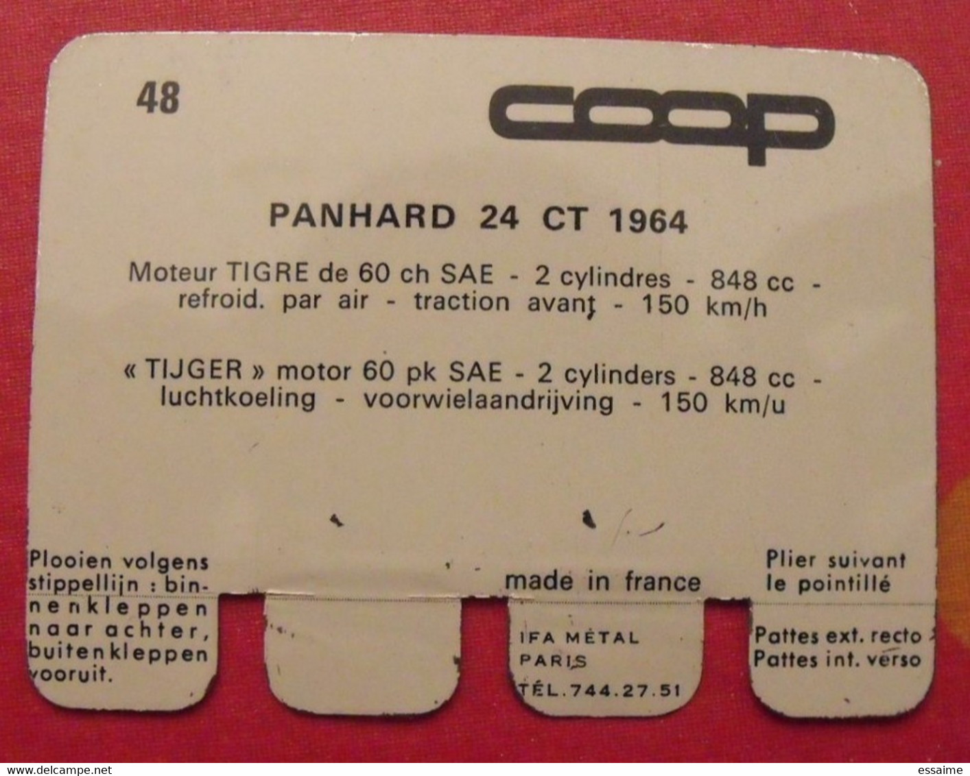 Panhard 24 CT 1964. Plaquette En Tôle COOP N° 48. "l'auto à Travers Les âges" - Blechschilder (ab 1960)