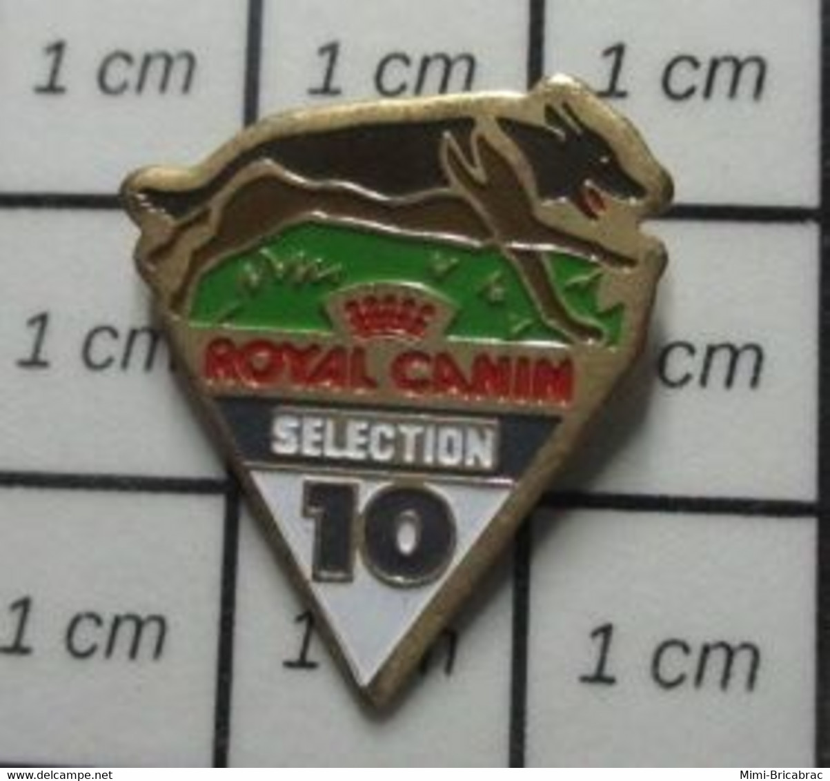1017 Pin's Pins / Beau Et Rare / ANIMAUX / CHIEN BERGER ALLEMAND ROYAL CANIN SELECTION N°10 - Animaux