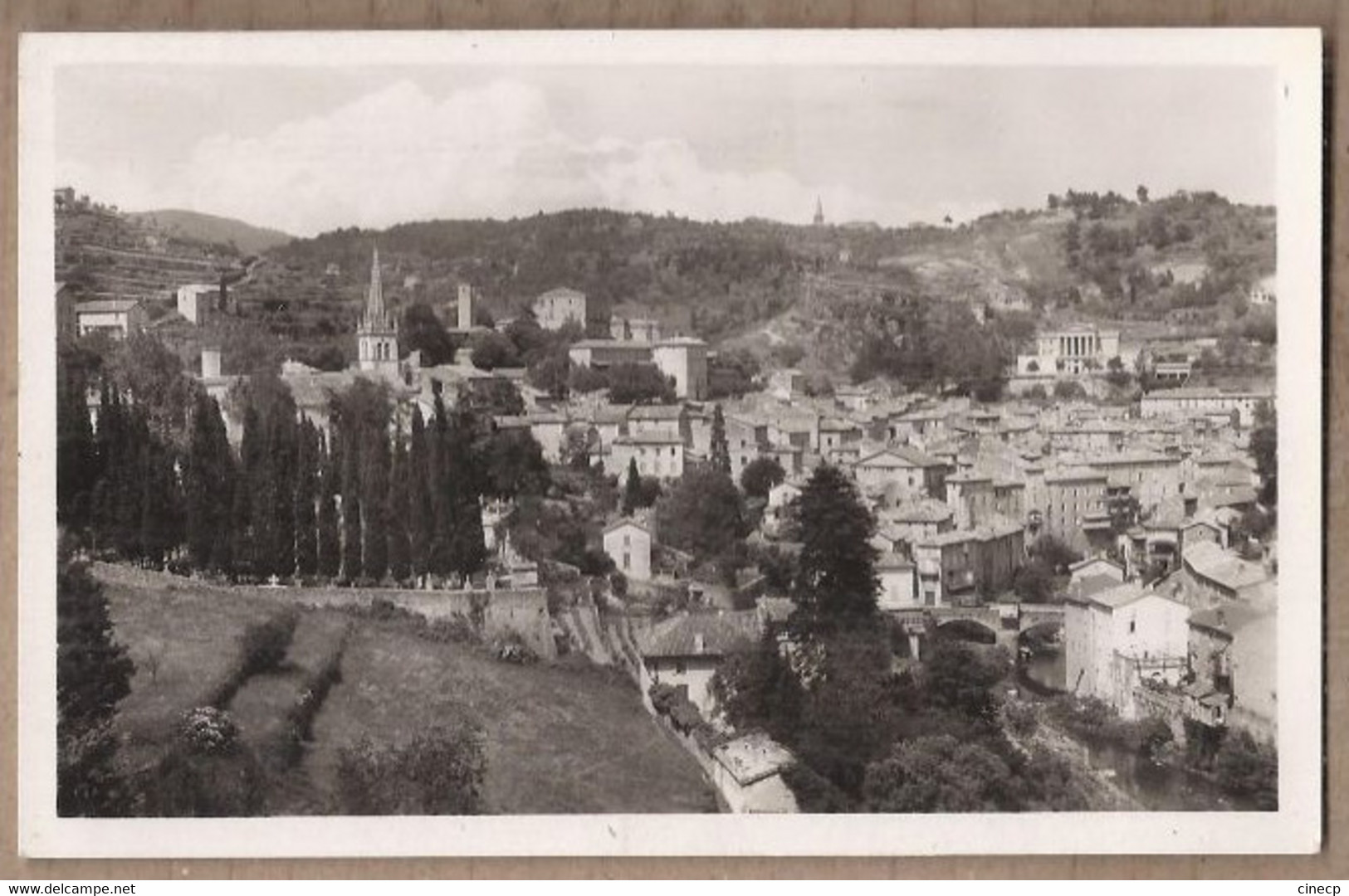 CPSM 07 - LARGENTIERE - Vue Générale - TB PLAN D'ensemble Du Village - Détails Maisons Centre - Largentiere