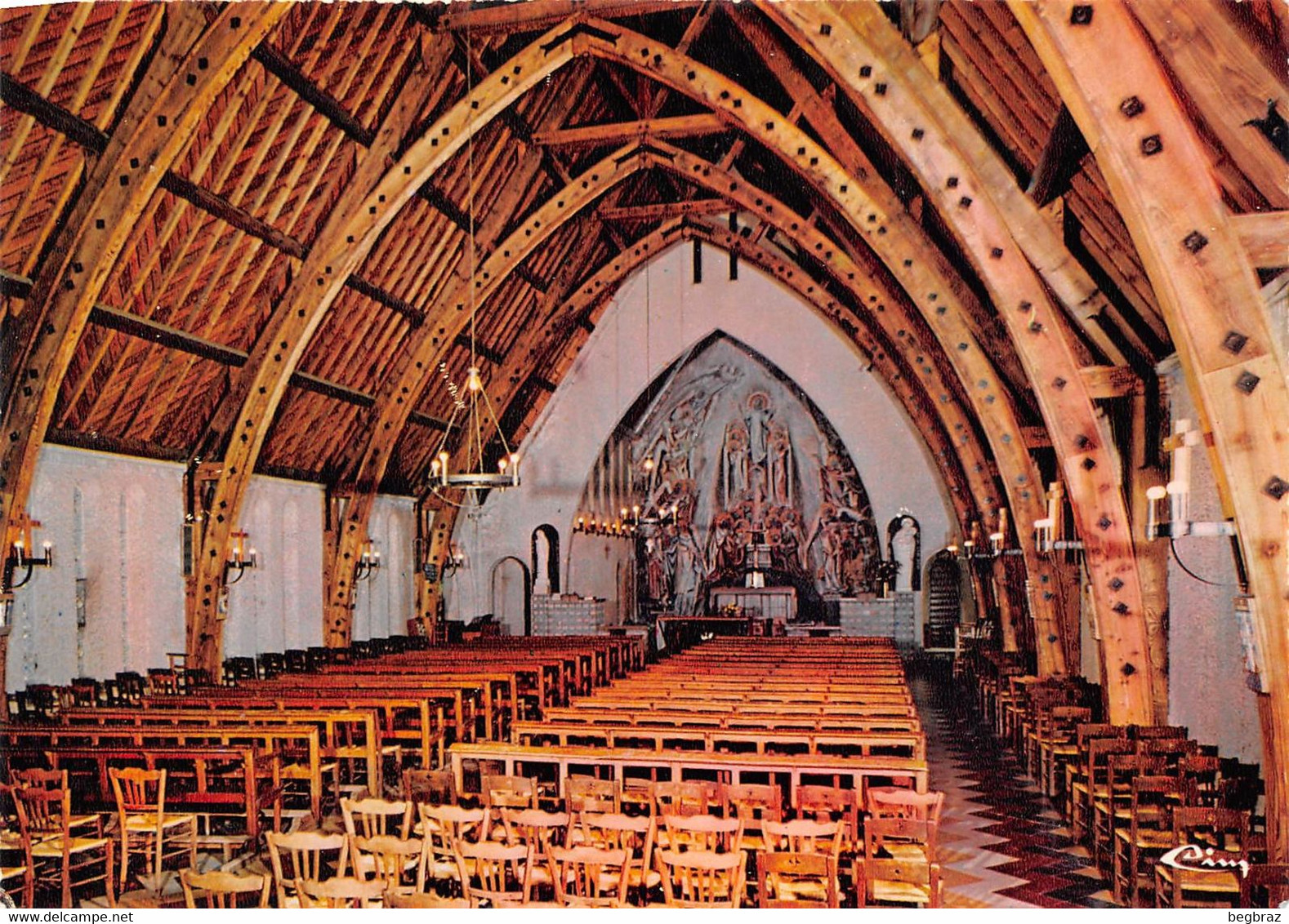 TAVAUX    EGLISE STE ANNE   INTERIEUR - Tavaux