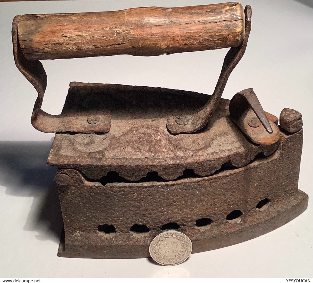 1800-1850 Ancien Fer à Repasser à Braise Bursins Vaud Suisse (Antik Bügeleisen Schweiz Antique Charcoal Iron Switzerland - Arte Popolare