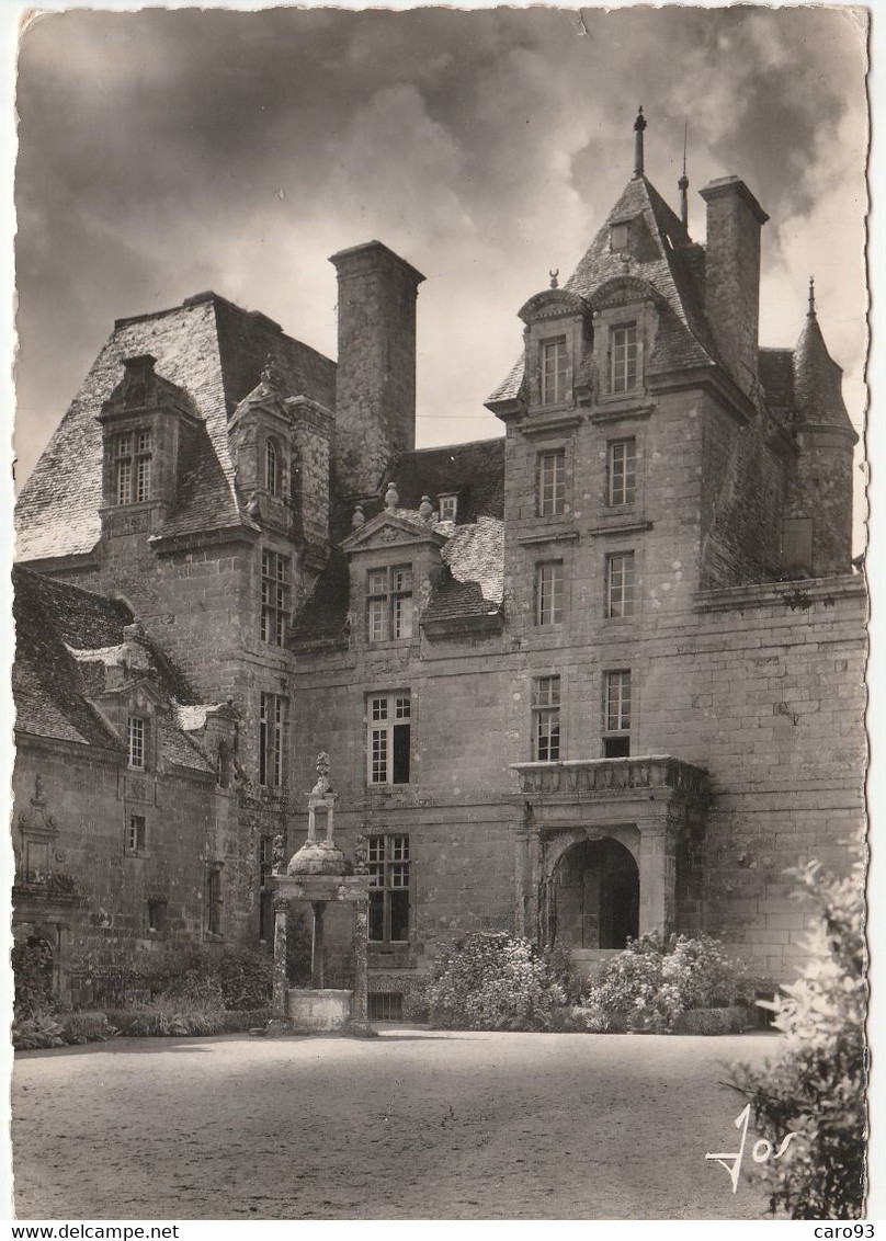 Château De Kerjean En Saint Vougay - Saint-Vougay