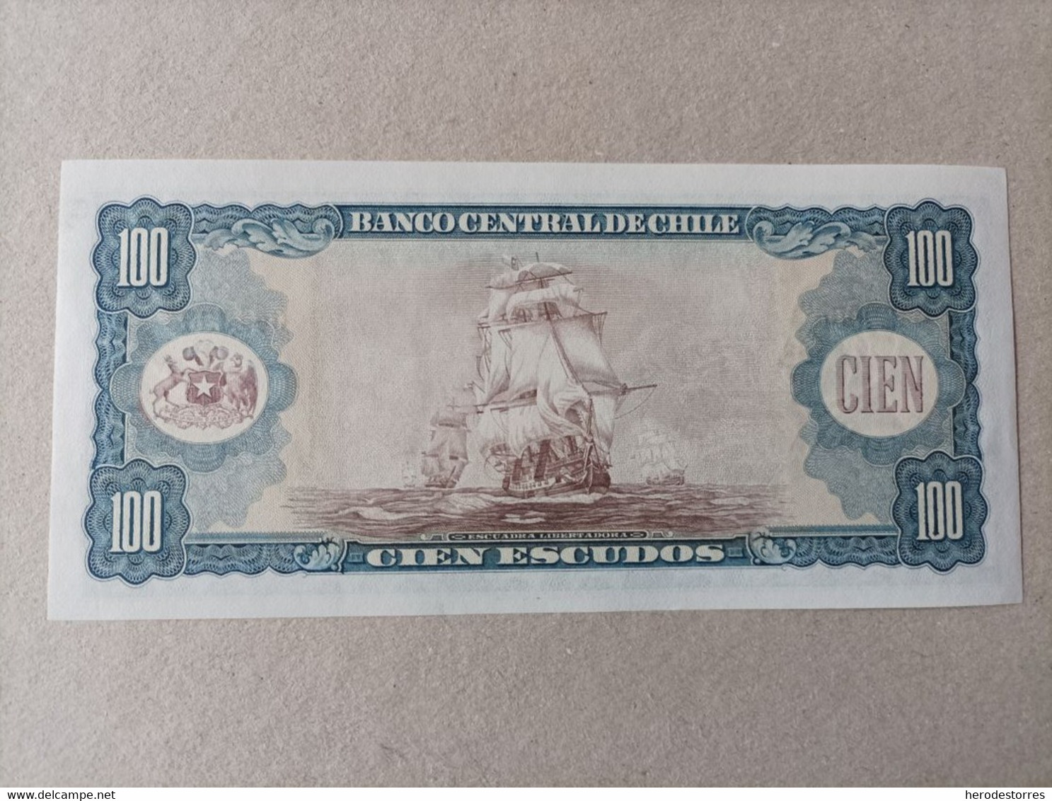 Billete De Chile De 100 Escudos, Nº Bajo 0419904, UNC - Chile