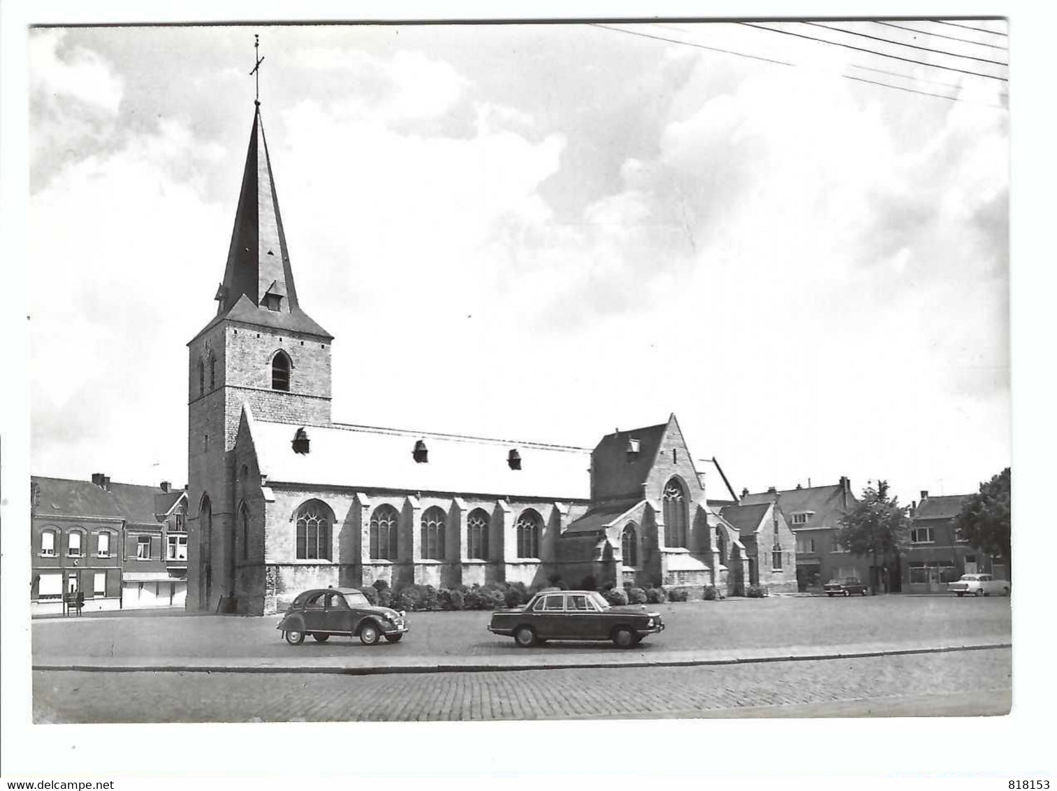 NIJLEN - St-Willebrordskerk - Nijlen