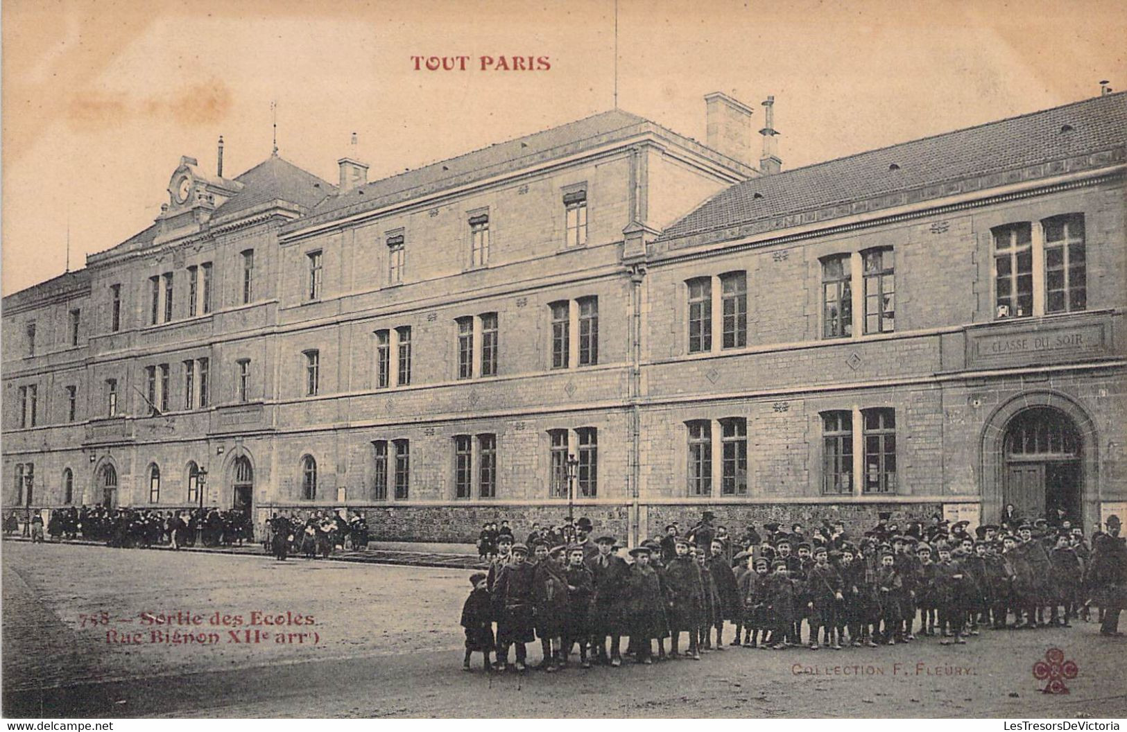 CPA France - Tout Paris - Sortie Des Ecoles - Rue Bignon XII Arrt - Collection F. Fleury - Animée - Elèves - Enfants - Onderwijs, Scholen En Universiteiten