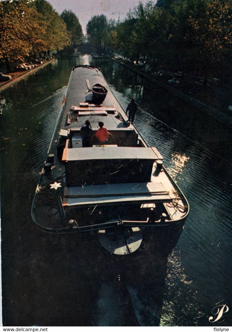 Bateau - Péniche Sur Un Canal à Paris - Batellerie - Houseboats