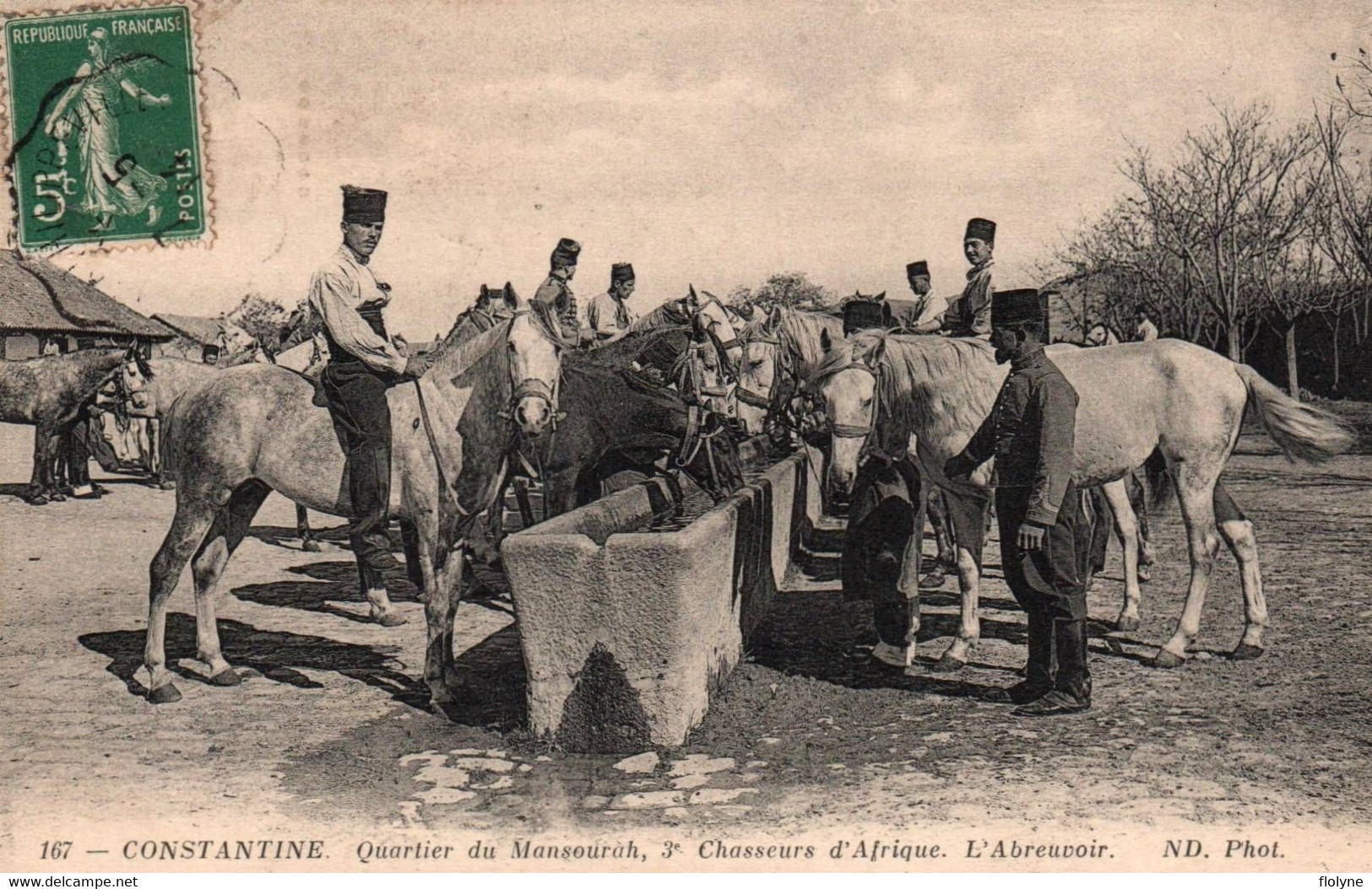 Constantine - Quartier De Mansourah - 3ème Régiment De Chasseurs D'afrique - L'abreuvoir - Militaria - Constantine