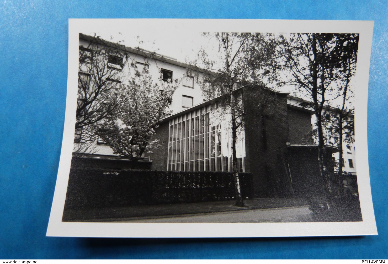 Izegem (Negenhoekwijk Meensestwg  Rustoord ?)   Eglise  Opname Photo Prive - Izegem