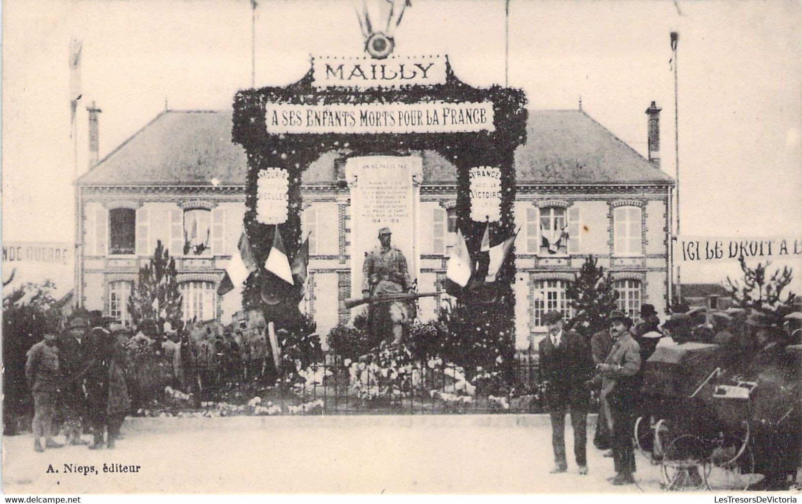 CPA - MILITARIAT - MAILLY - Monument Aux Morts Inauguré - Animé - Oorlogsmonumenten