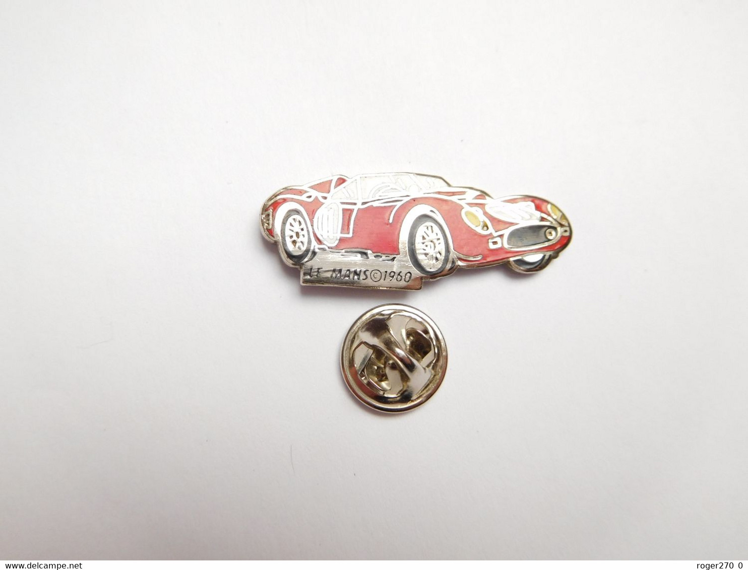 Superbe Pin's En EGF , Auto Ferrari 250 , 24 Heures Du Mans 1960 , Olivier Gendebien , Paul Frére - Ferrari