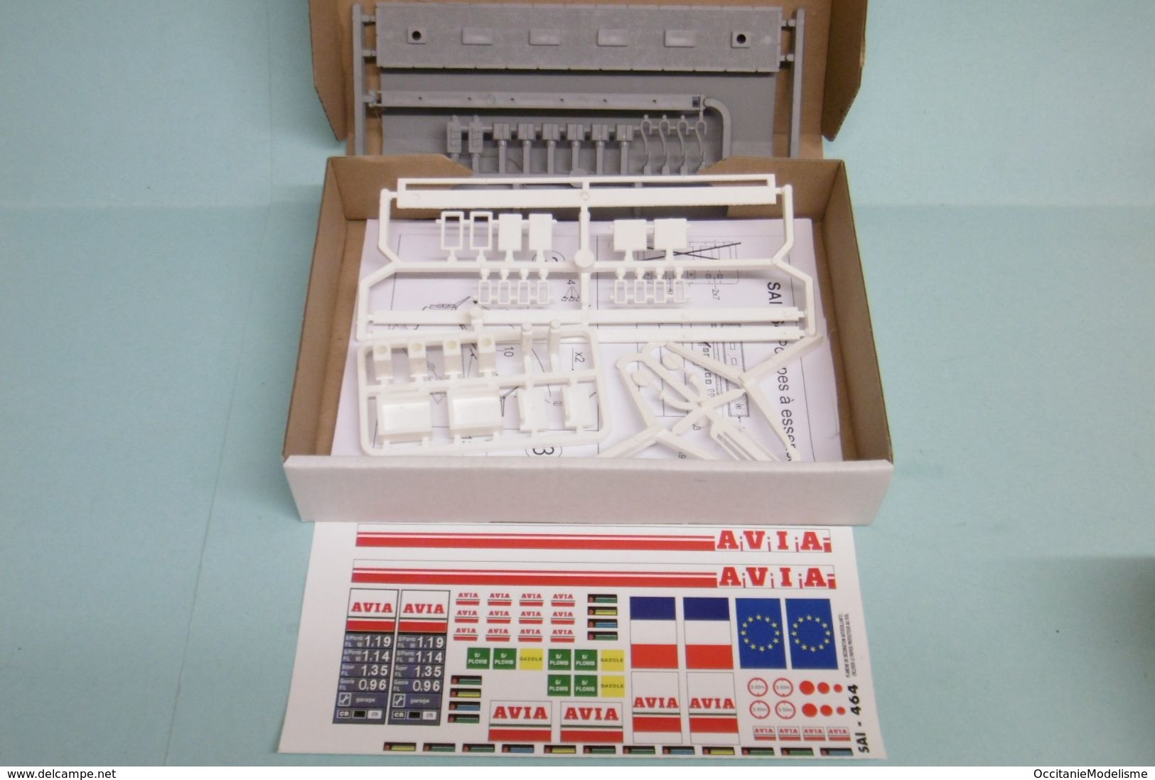 SAI - STATION AVIA Avec Pompes à Essence Maquette Réf. 464 Neuf NBO HO 1/87 - Streckendekoration