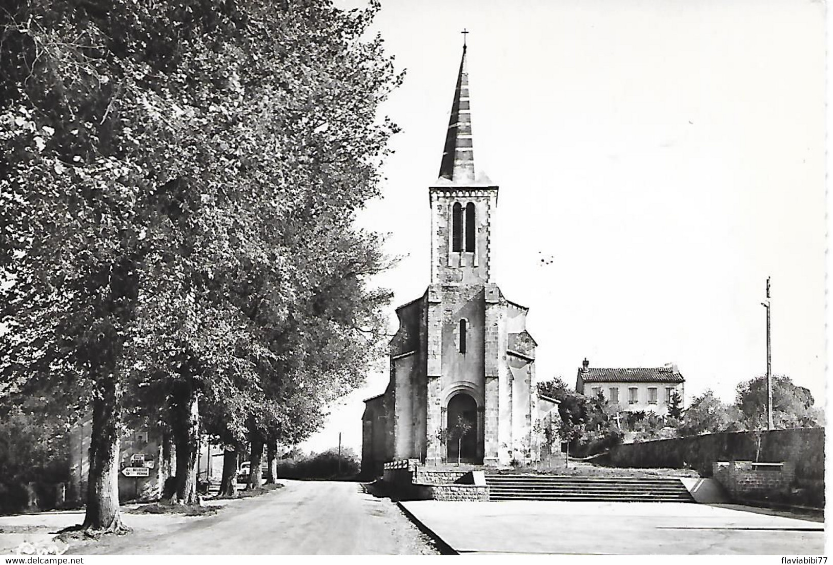 VAOUR  - ( 81 ) - L'église   ( C . P. S. M -Gd -Ft ) - Vaour