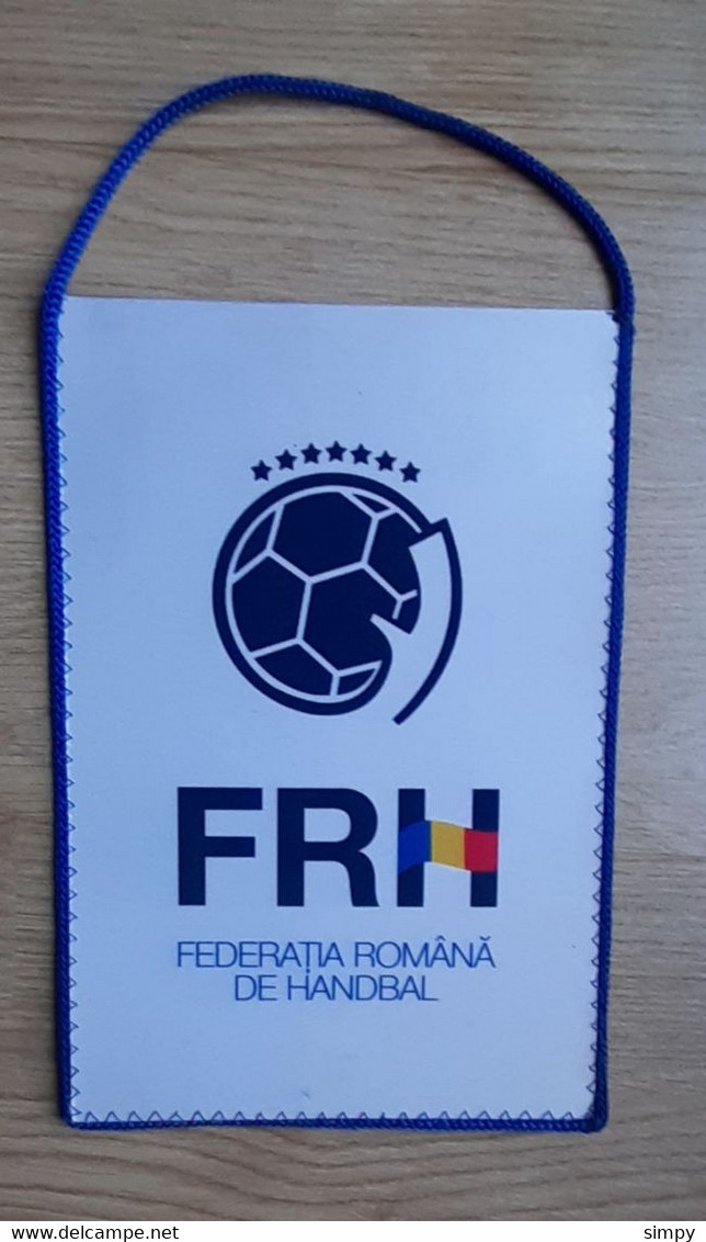 Pennant ROMANIA Handball Federation 17X24cm - Palla A Mano