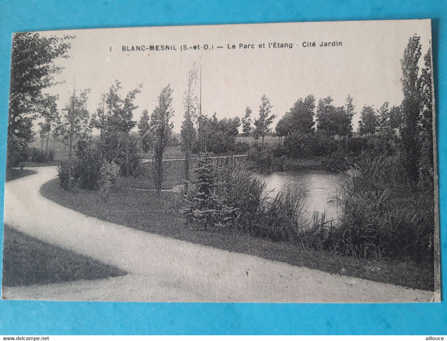 CPA BLANC-MESNIL Le Parc Et L'étang - Cité Jardin - Le Blanc-Mesnil