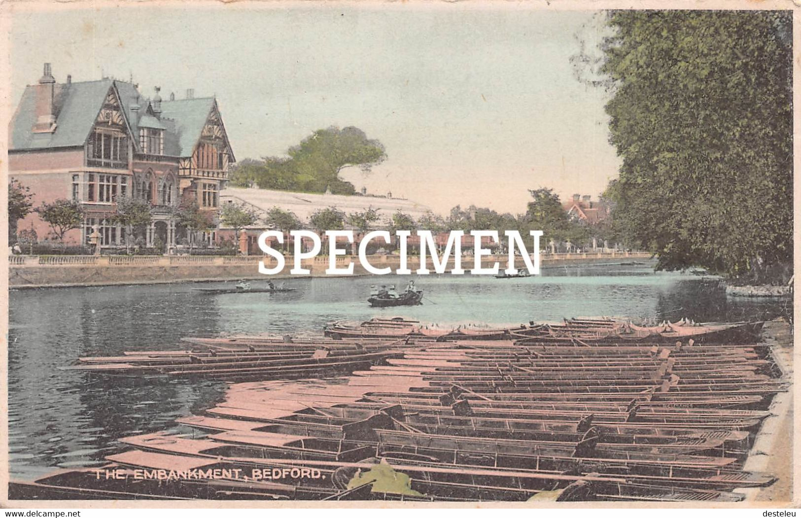 The  Embankment - Bedford - Bedford