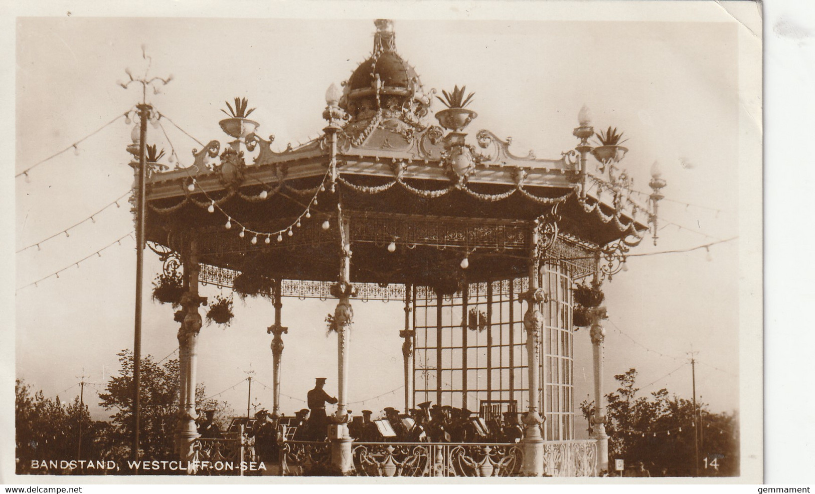 WESTCLIFFE ON SEA  BANDSTAND - Southend, Westcliff & Leigh