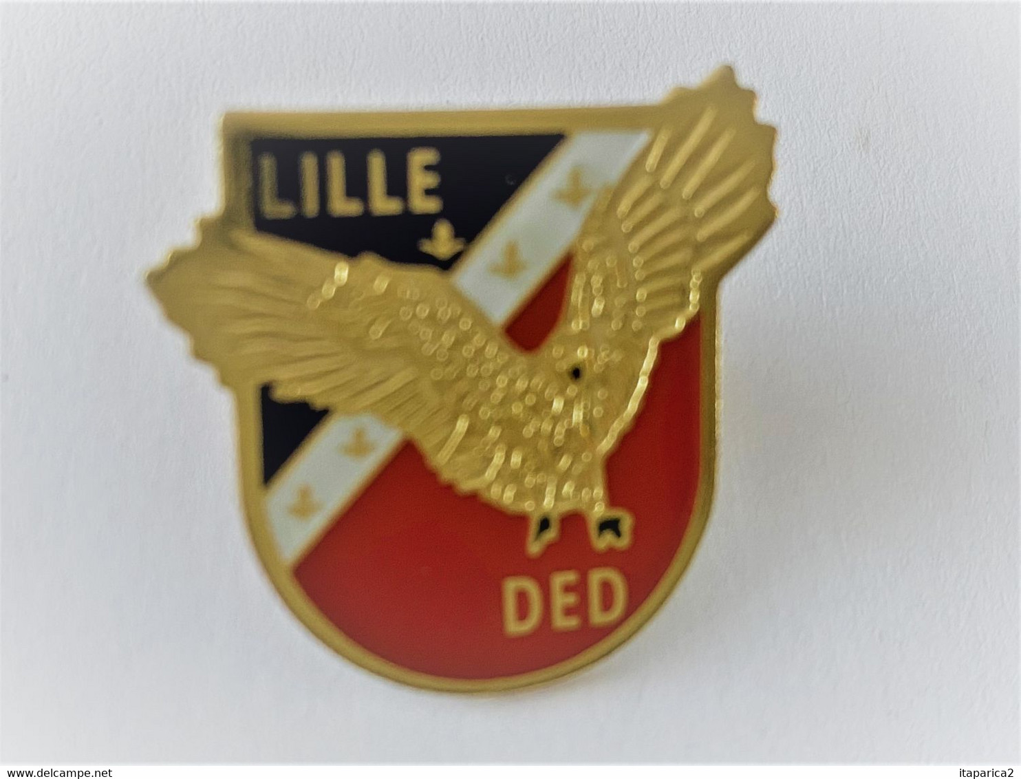 PINS ANIMAUX / OISEAU AIGLE  DED LILLE BLASON / 33NAT - Animaux