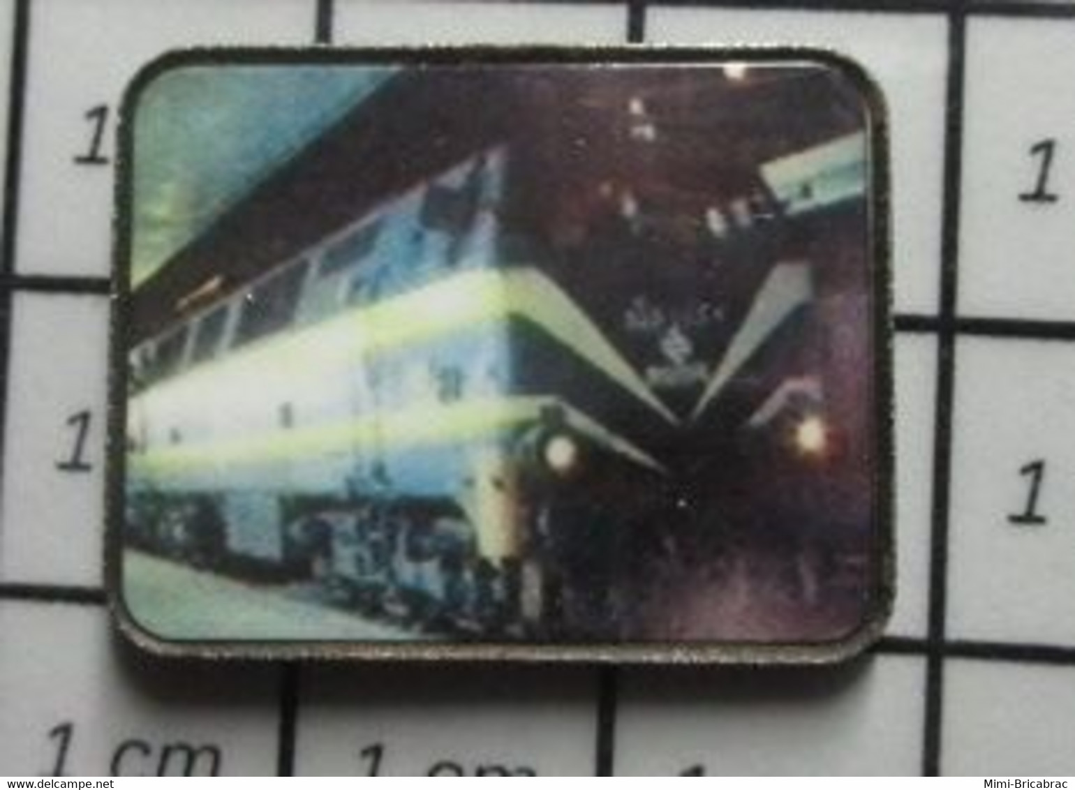 313i Pin's Pins / Beau Et Rare / TRANSPORTS / LOCOMOTIVE A IDENTIFIER PHOTO COULEUR - Transports
