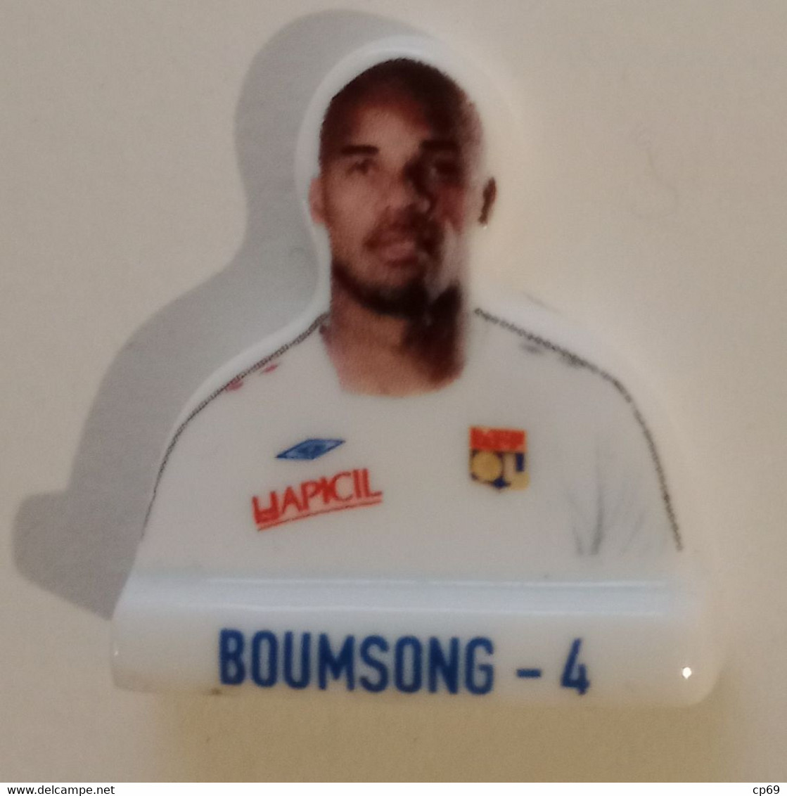 Fève Olympique Lyonnais OL Boumsong N°4 Sport サッカー Football 足球 Calcio Soccer 축구 Joueur プレーヤー Player 玩家 En TB.Etat - Deportes