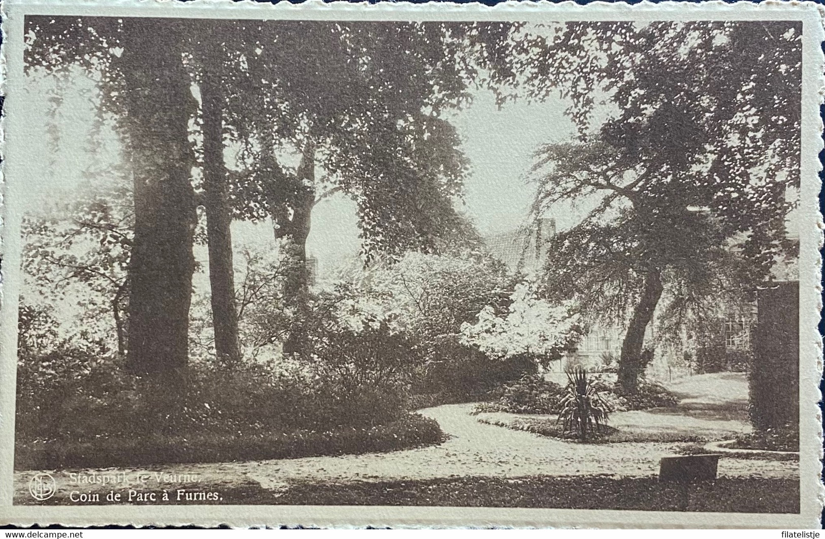 Veurne Hoekje In Het Park Niet Gelopen - Veurne