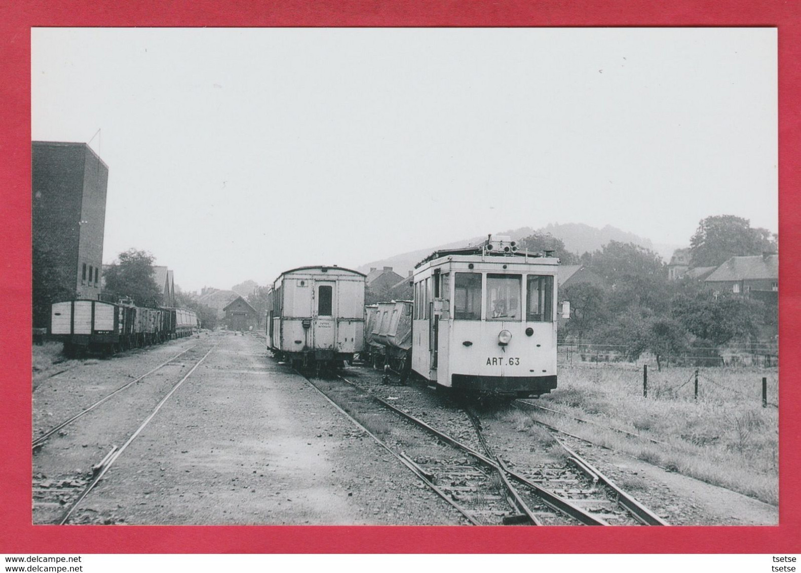 Ohey - Tram Sur Une Voie De Garage Entre Ohey Et Andenne, Le 24 /09 /1957 - Ohey