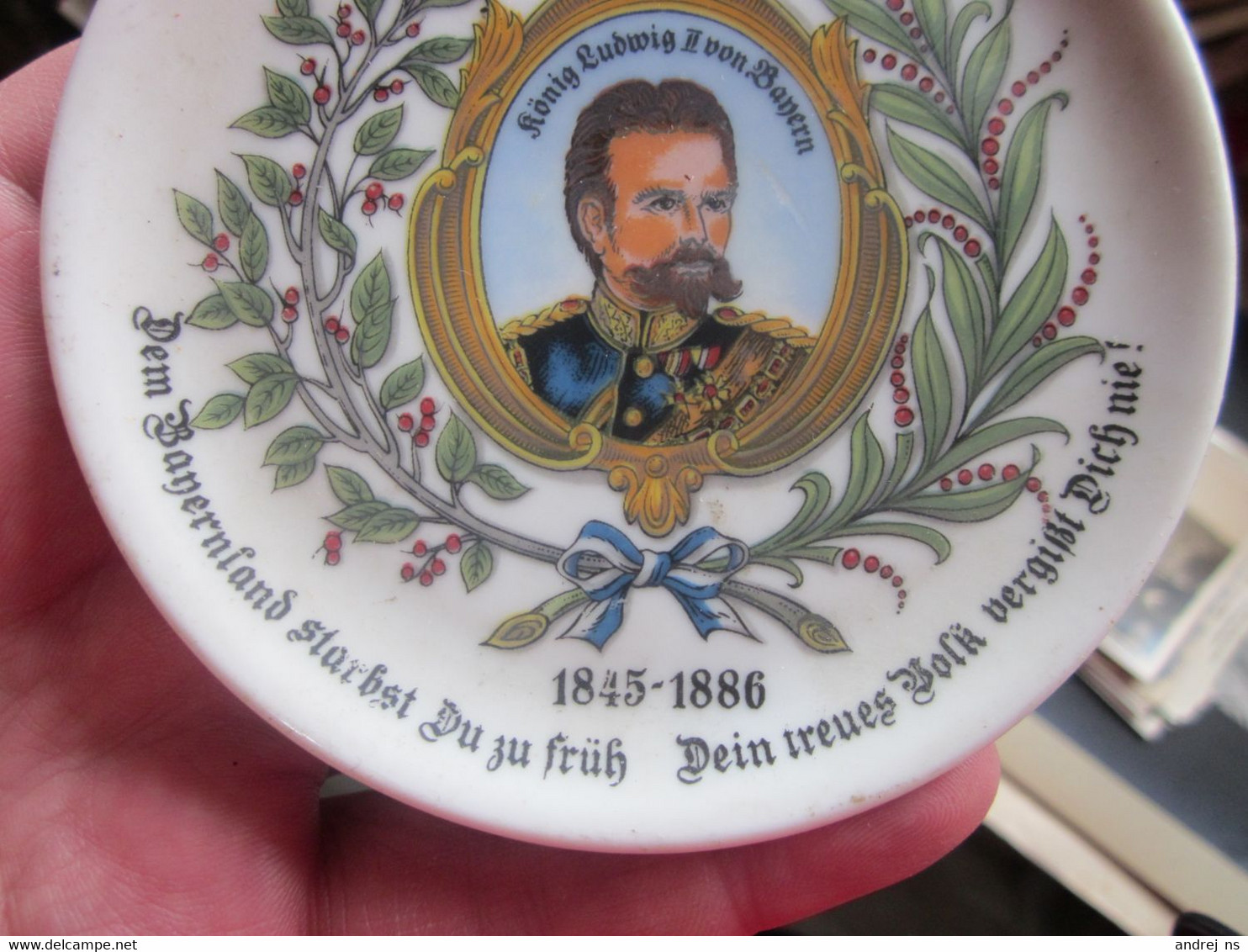 Old Decorative Plate Konigreich Bayern Konig Ludwig II Von Bayern 1845 1886 Diameter 10 Cm - Teller