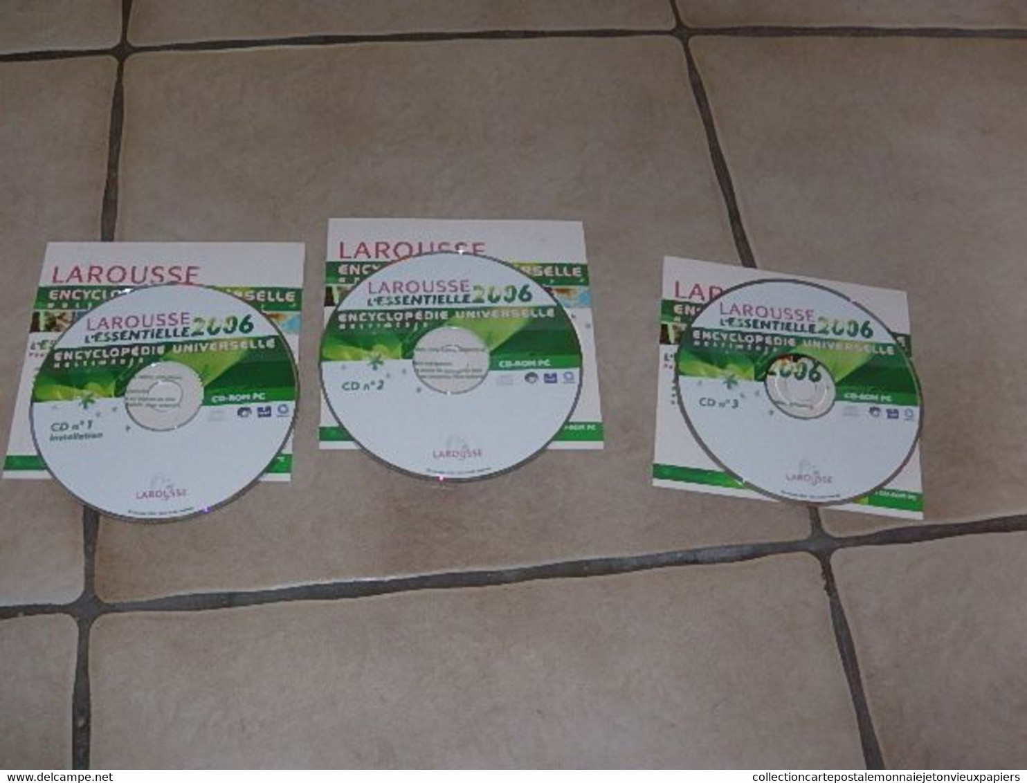 Larousse L'Essentielle 2006 - Encyclopédie/ 3 CD-ROM PC  En L état Sur Les Photos - CD