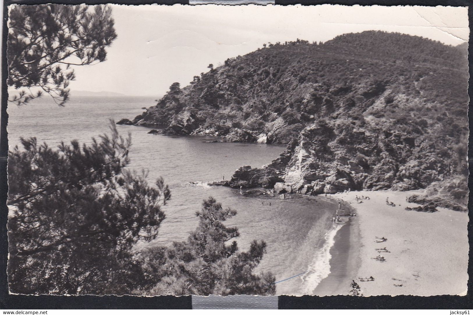 83 - Cavalaire Sur Mer - La Corniche Des Maures - Plage Et Calanques De Bon Porteau - Cavalaire-sur-Mer