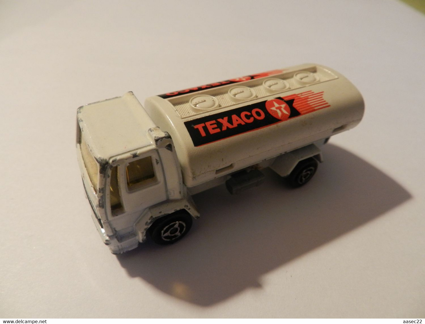 Majorette    Ford Tank Truck     ***   3527    *** - Majorette