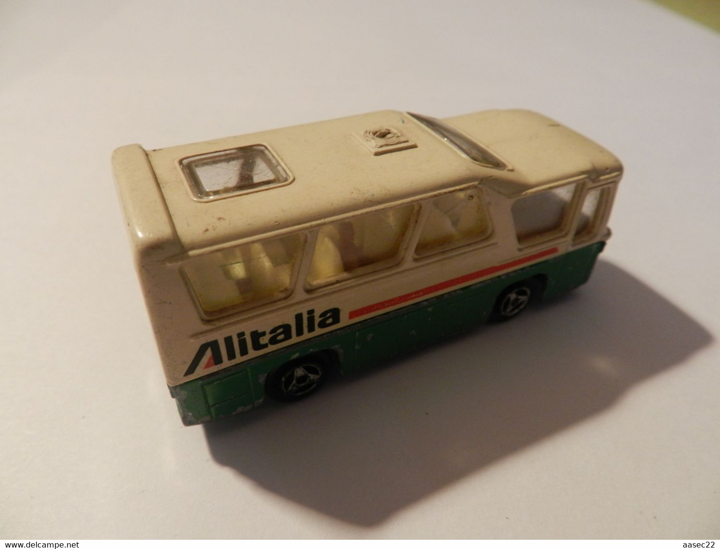 Majorette    Mini Bus Alitalia     ***   3412    *** - Majorette