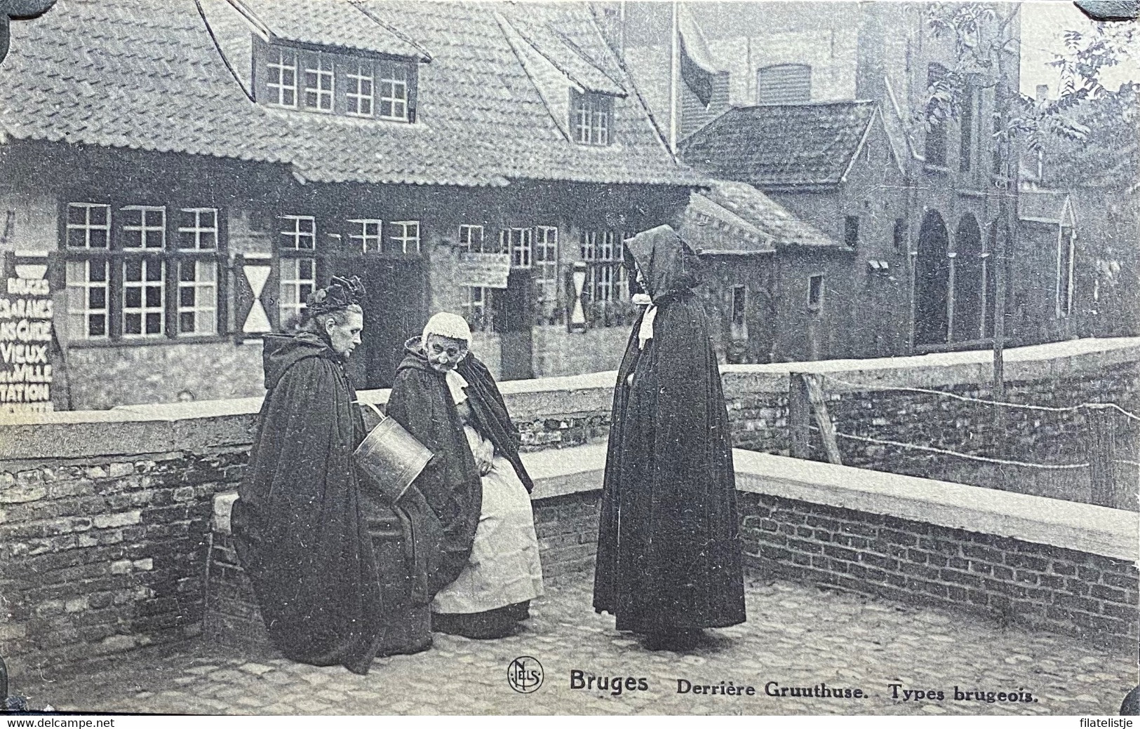 Brugge De Achterkant Van Het Gruuthuse Met Brugse Klederdracht Gelopen 1927 - Brugge