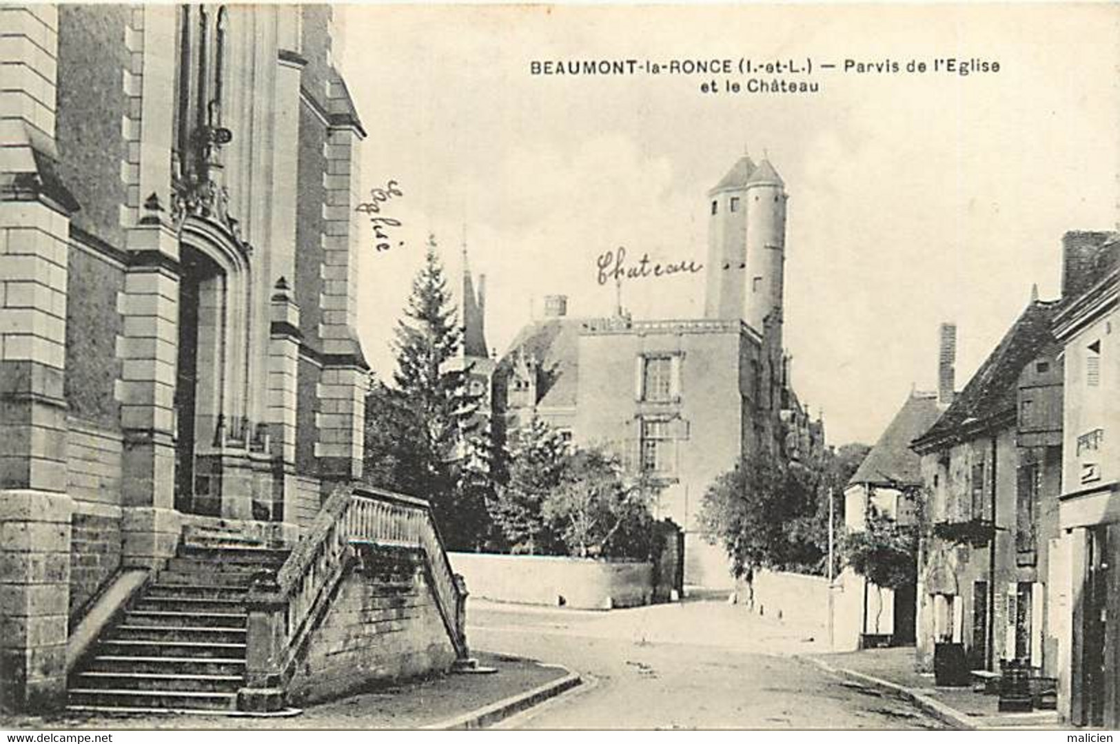 - Indre Et Loire -ref.B187- Beaumont La Ronce - Parvis De L Eglise Et Chateau - - Beaumont-la-Ronce