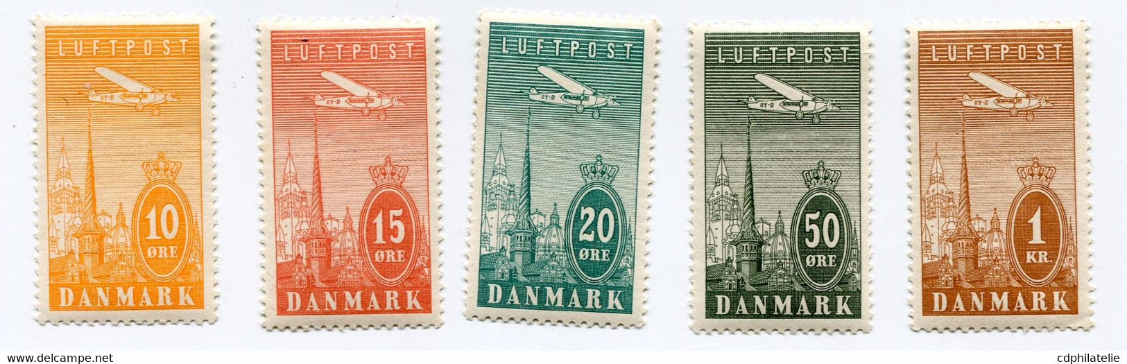 DANEMARK PA 6 / 10 ** AVION SURVOLANT COPENHAGUE - Airmail