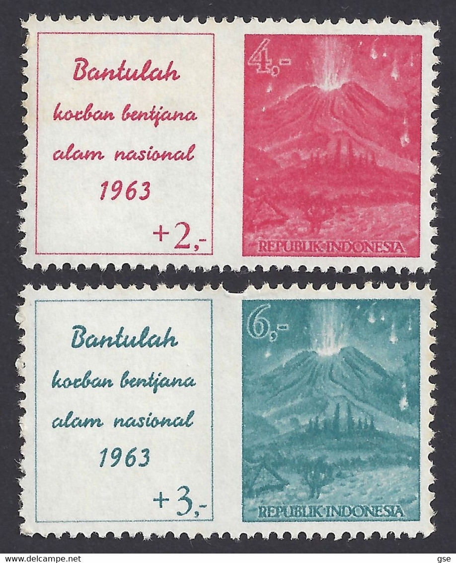 INDONESIA 1963 - Yvert 345/6** - Bantulah | - Volcans