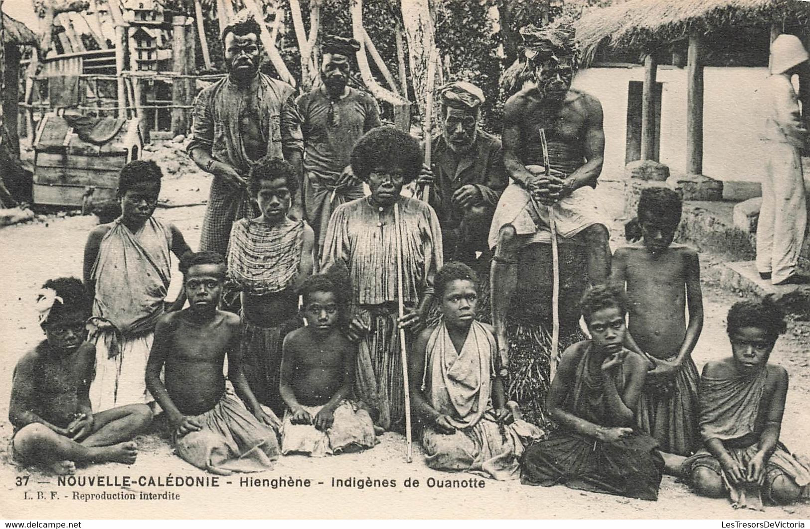 CPA NOUVELLE CALEDONIE - Hienghene - Indigene De Ouanotte - Animé - Nouvelle-Calédonie