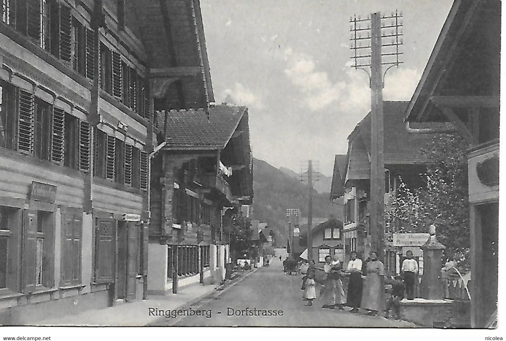 SUISSE - RINGGENBERG - DORFSTRASSE - CPA ANIMEE INEDITE - POSTEE EN 1917 PAR UN PRISONNIER DE GUERRE FRANCAIS - Ringgenberg