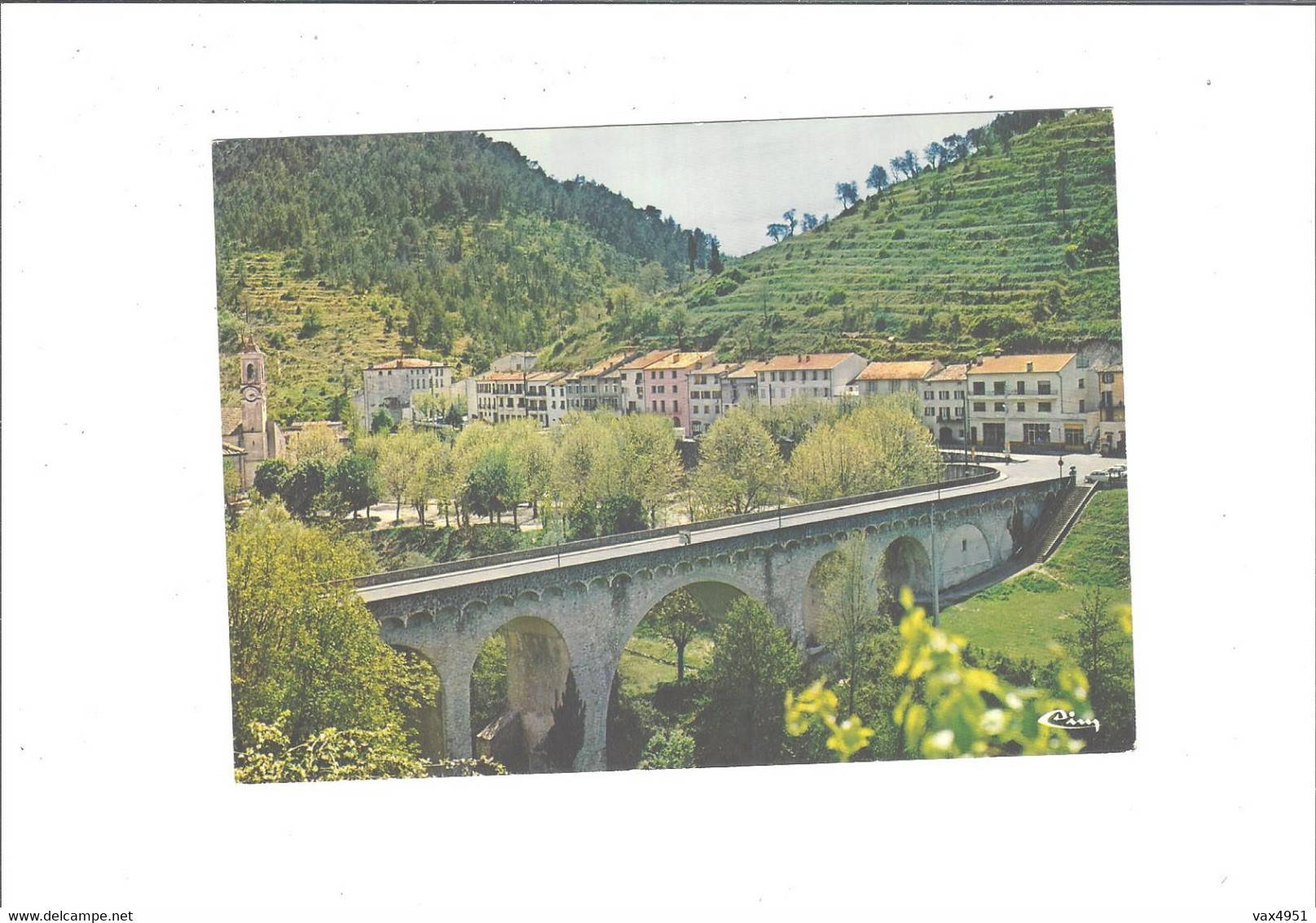 L ESCARENE PONT DE L ARMEE DES ALPES          ***        A  SAISIR *** - L'Escarène