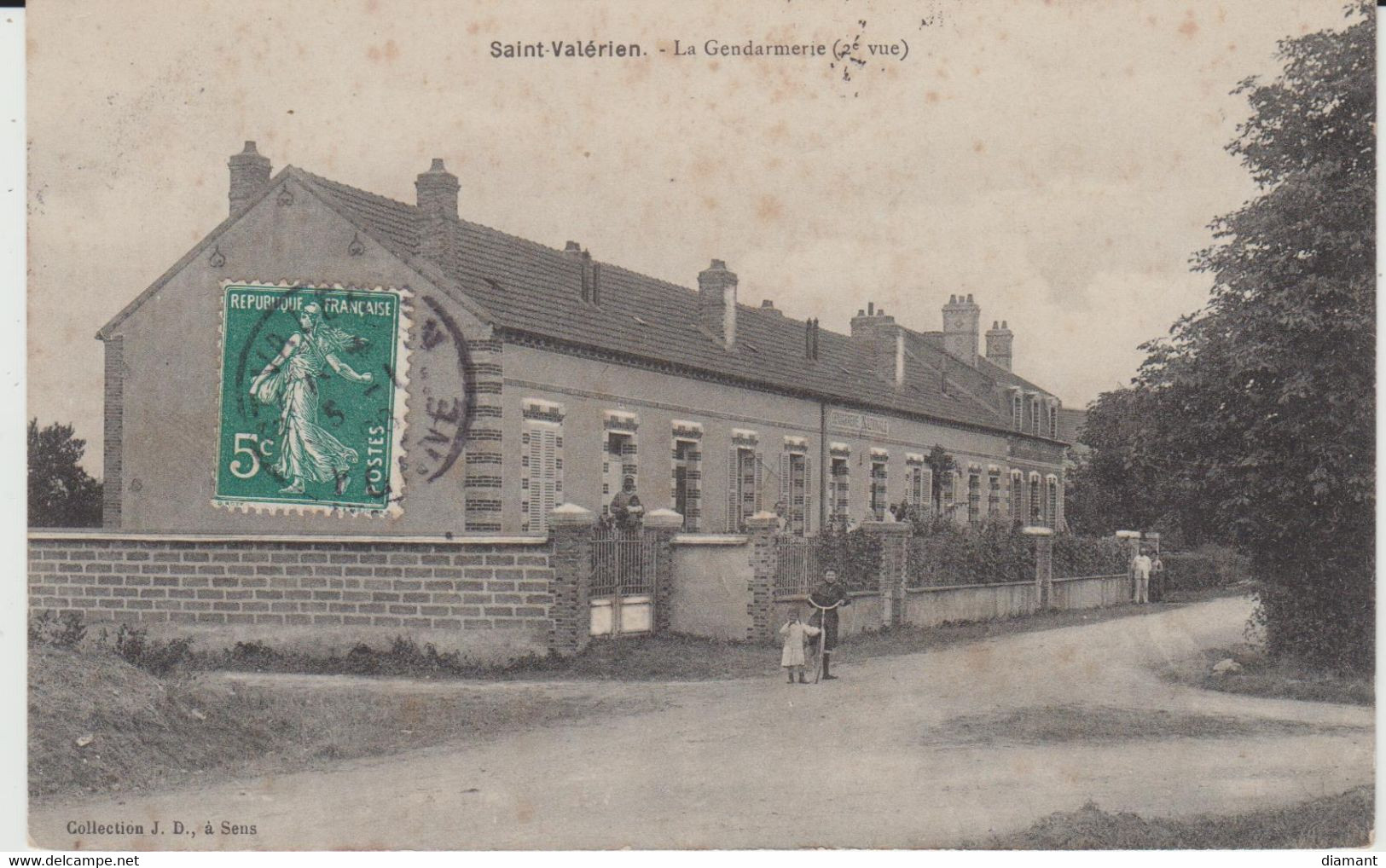 SAINT VALERIEN (89) - La Gendarmerie - En L'état - Saint Valerien