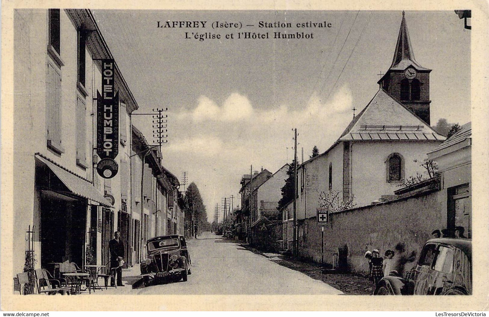CPA France - Isère - Laffrey - Station Estivale - L Eglise Et L Hôtel Humblot - Photo L. Gagnères - Oblitérée Isère 1947 - Laffrey