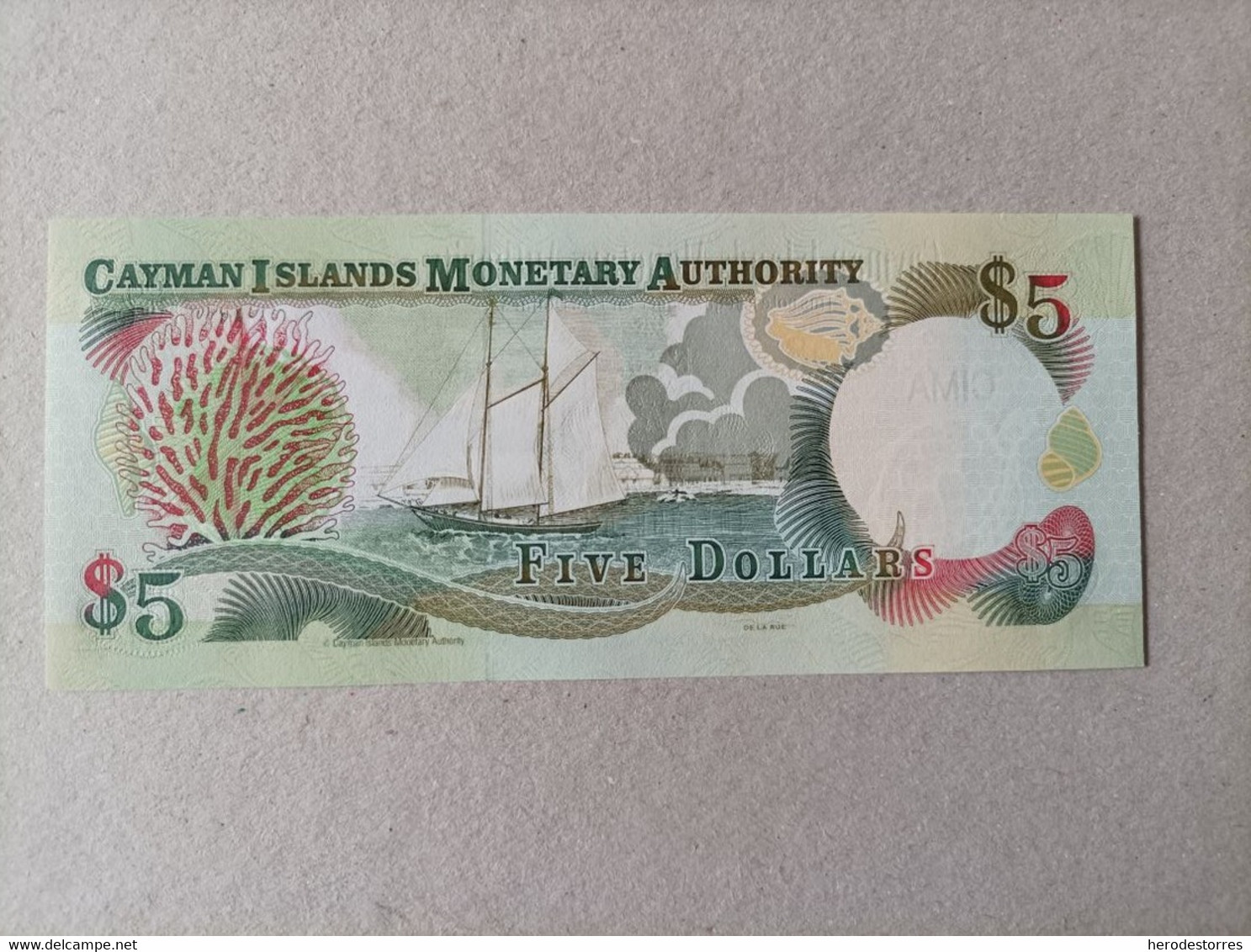 Billete De Las Islas Caimán De 5 Dólares, Año 2001, UNC - Kaaimaneilanden
