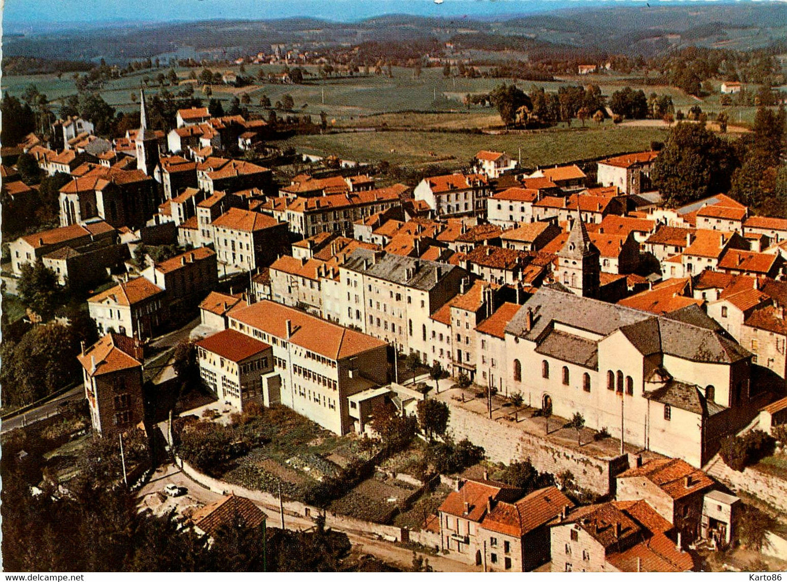 Monfaucon * Vue Générale Sur Le Village - Montfaucon En Velay