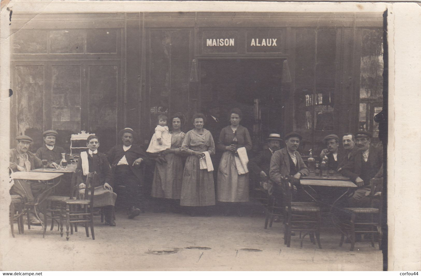 75 - PARIS  : Devanture Du Café ALAUX (Des Familles Et Des Enfants De L'Aveyron) - COMMERCE- METIER - Ohne Zuordnung