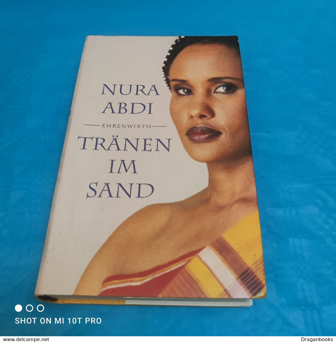Nura Abdi - Tränen Im Sand - Biographien & Memoiren
