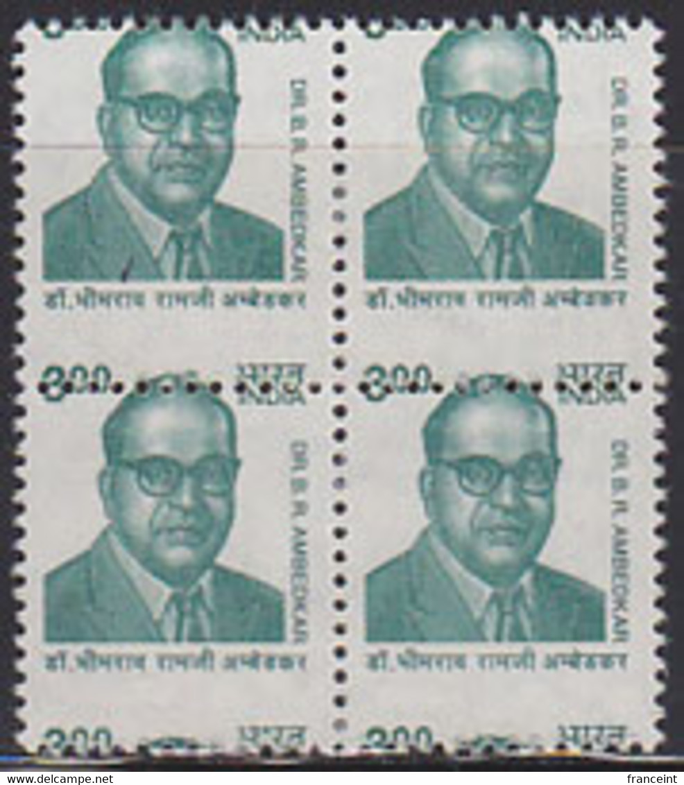 INDIA(2001) B.R. Ambedkar. Horizontal Misperforation In Block Of 4. Scott No 1872. - Variétés Et Curiosités