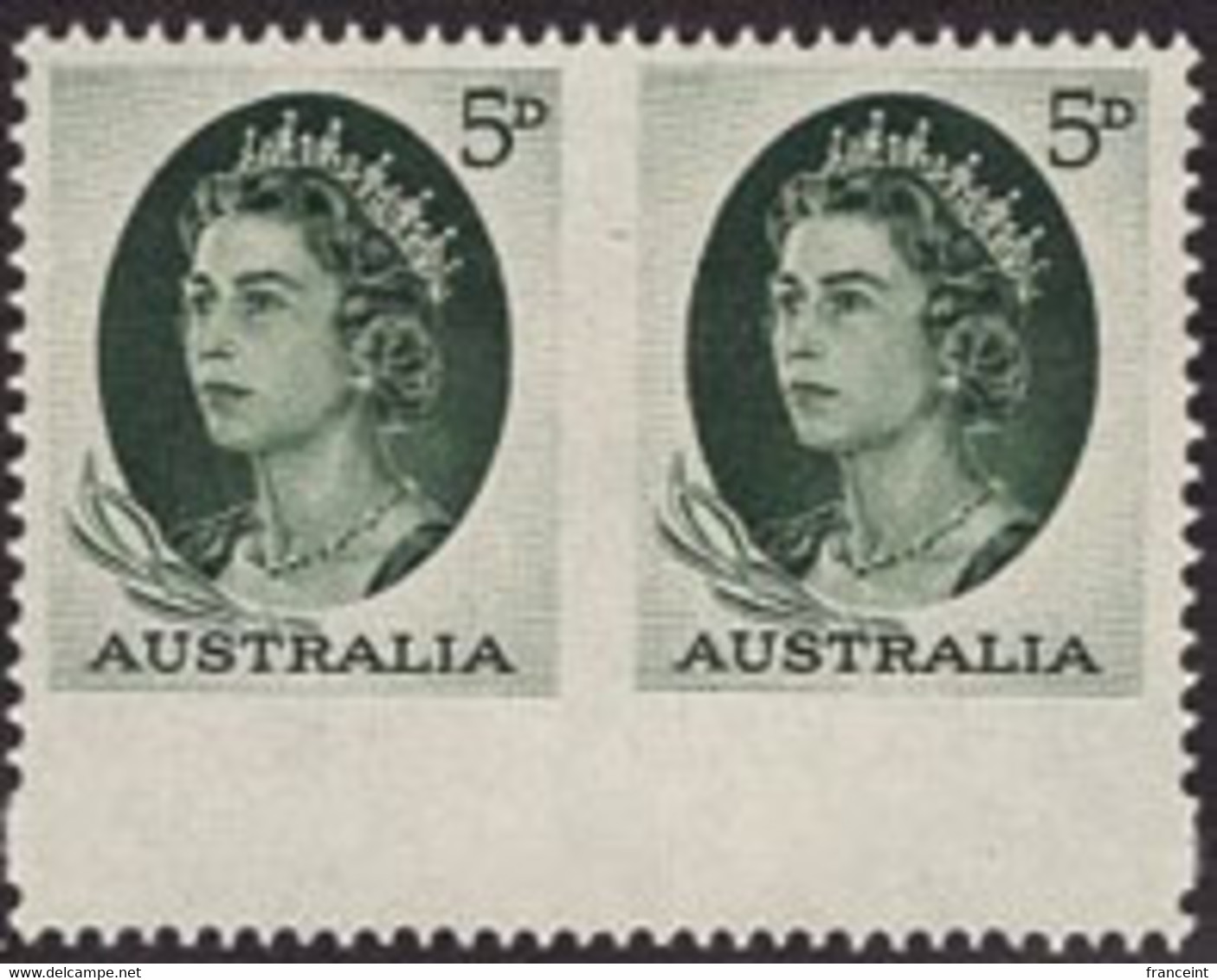 AUSTRALIA(1963) Queen Elizabeth. Pair Imperforate Between. Scott No 351. - Abarten Und Kuriositäten