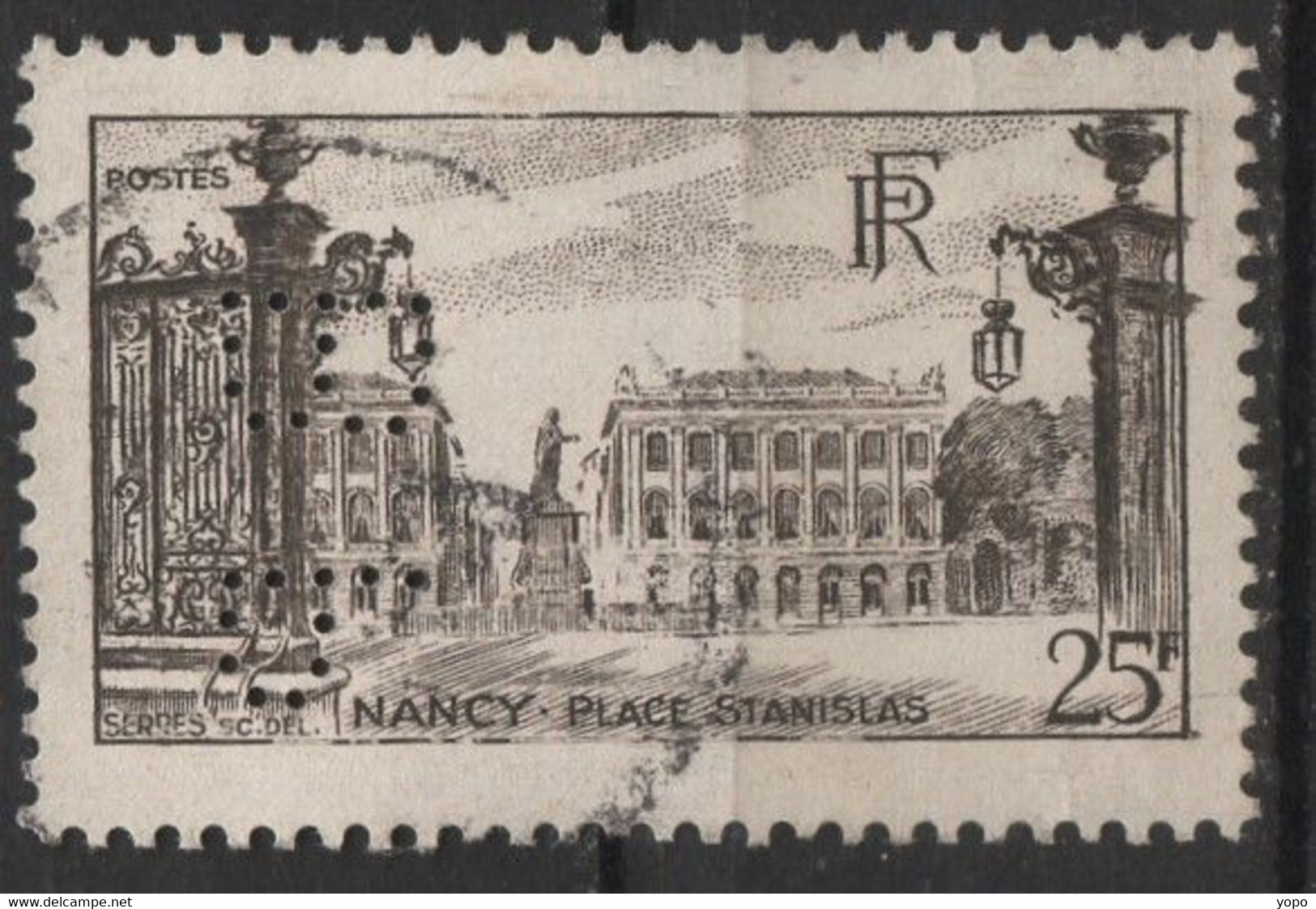 Timbre N°778, Place Stanislas Nancy Perforé BP - Oblitérés