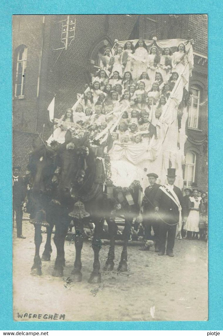 * Waregem - Waereghem (West Vlaanderen) * (Carte Photo - Fotokaart) Oosthoek Markt, Attelage Cheval, Enfants, Stoet - Waregem